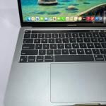 Apple MacBook Pro 13" (2020) M1 – 8GB RAM, 512GB SSD, Touch Bar
