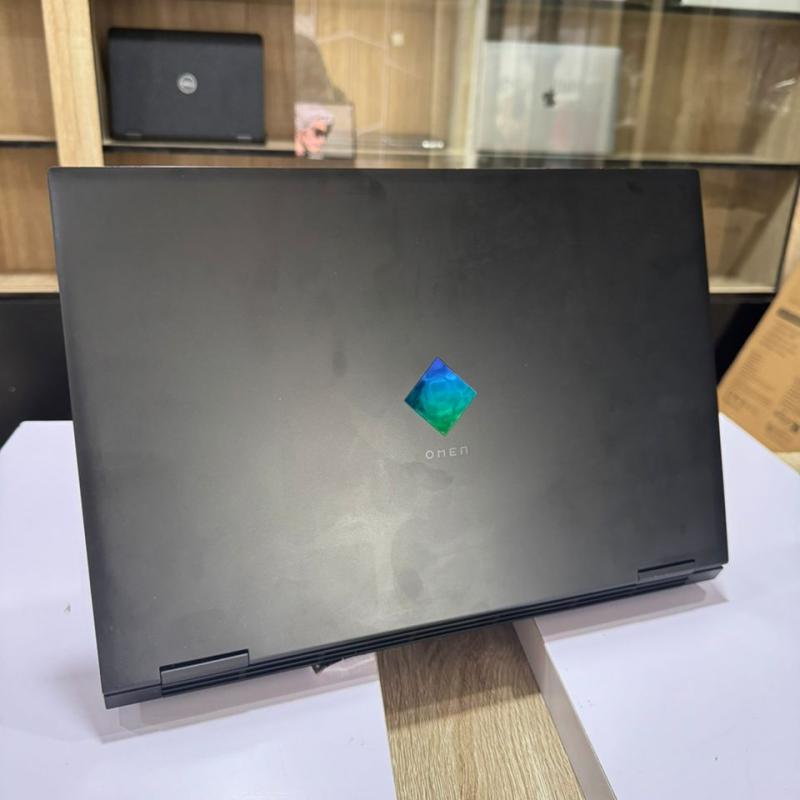 HP Omen 15 Gaming Laptop – Intel Core i7, 16GB RAM, 512GB SSD, 6GB NVIDIA RTX